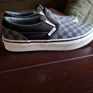 Size 2 youth vans